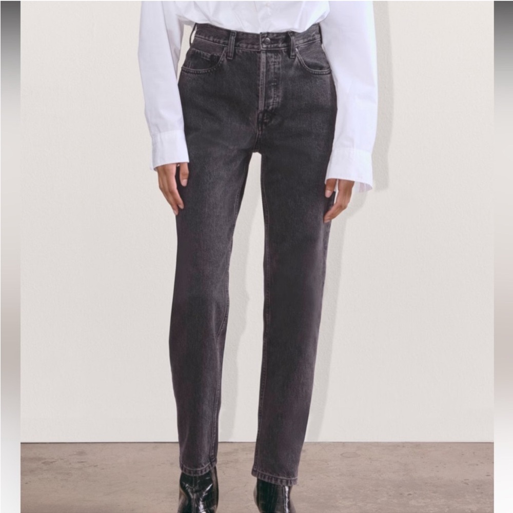 Everlane The Curvy Cheeky Straight Jeans Black NWT Size 26
